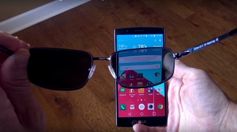Test Sunglass Polarization with Smartphone